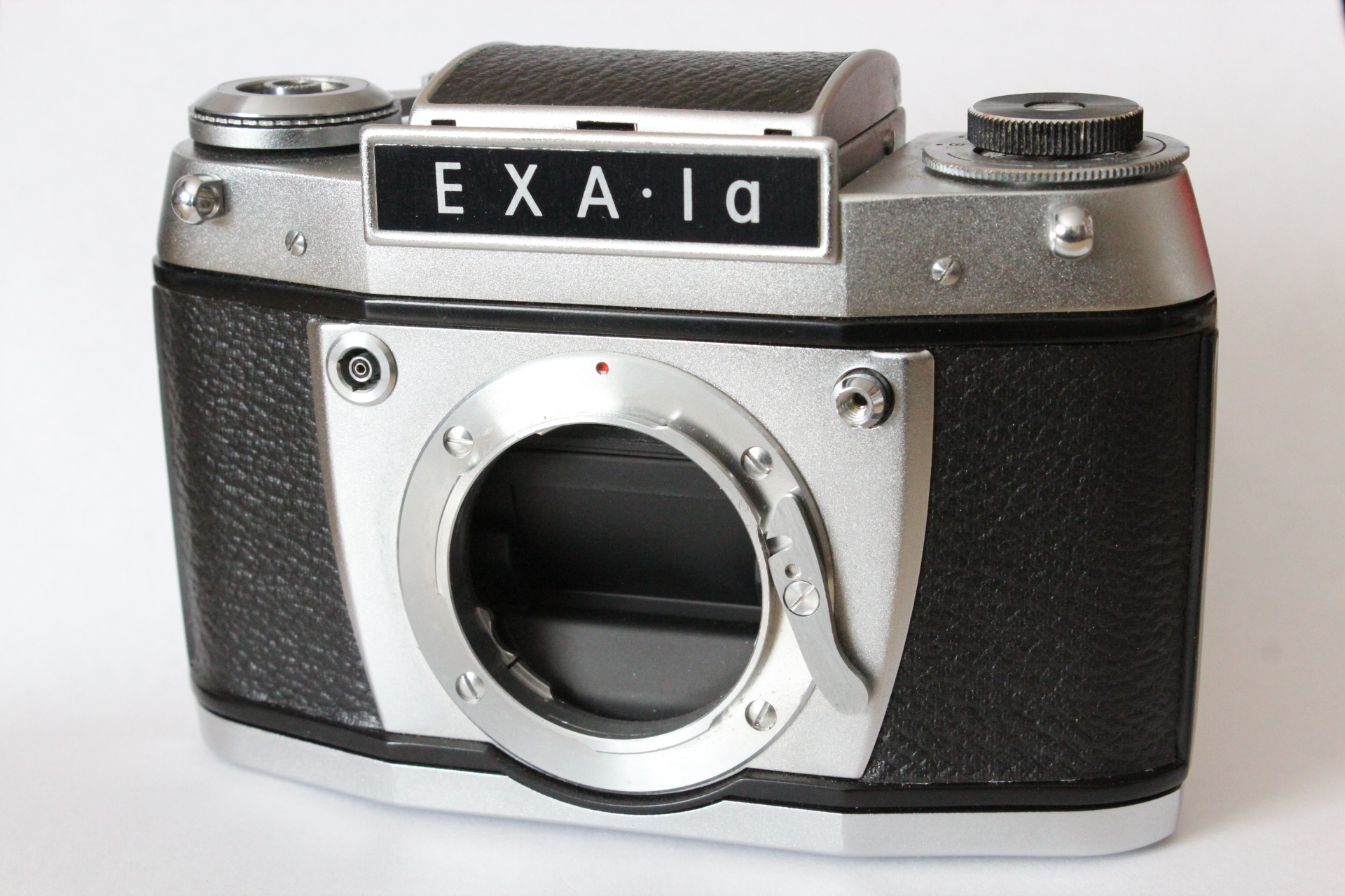 Exa 1a 35mm film SLR Camera Body With Waist Level Viewfinder - PHOTOCapital