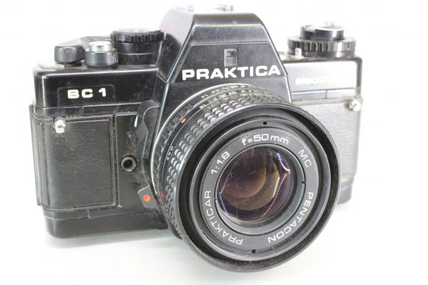 Praktica BC1 35mm SLR Film Camera With 50mm 11.8 Lens